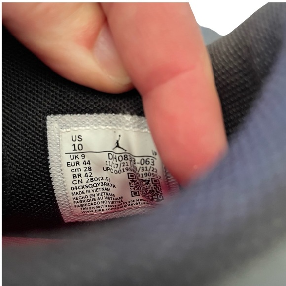 Nike Air Jordan 36 Low Sneakers Size 10 DH0833-063 - Picture 8 of 9